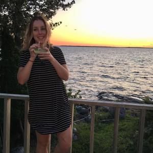 Meet your Posher, Diana